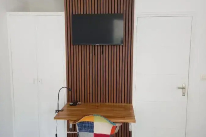 Room 14 of 22