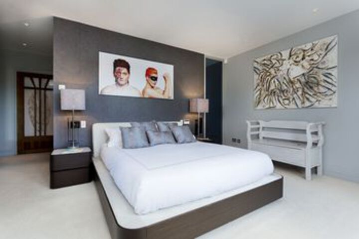 Room 20 of 48