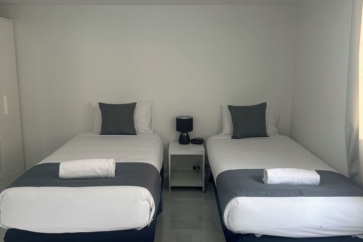 Room 38 of 127
