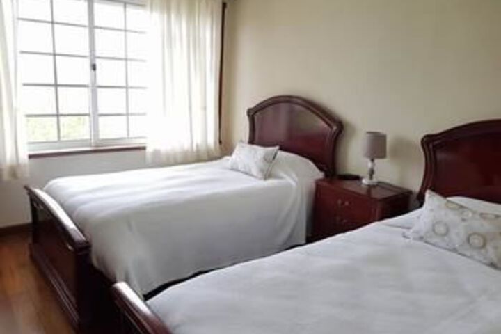 Room 26 of 63