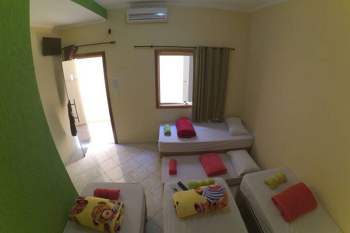 Room 12 of 38