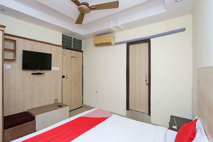 Room 14 of 17