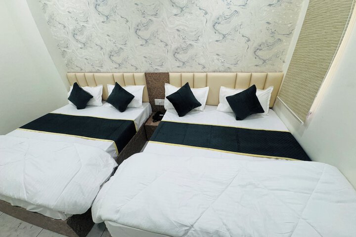 Room 16 of 21
