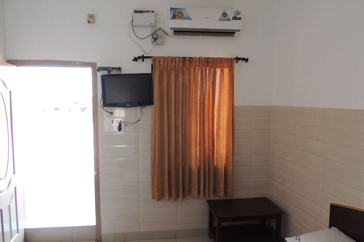 HOTEL ASHOKA