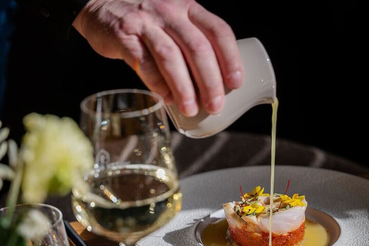 Dining 68 of 103