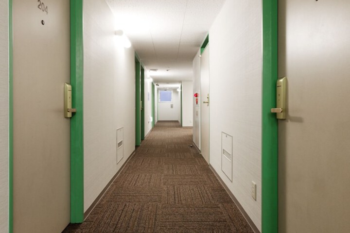 Ballroom/Hall 28 of 34