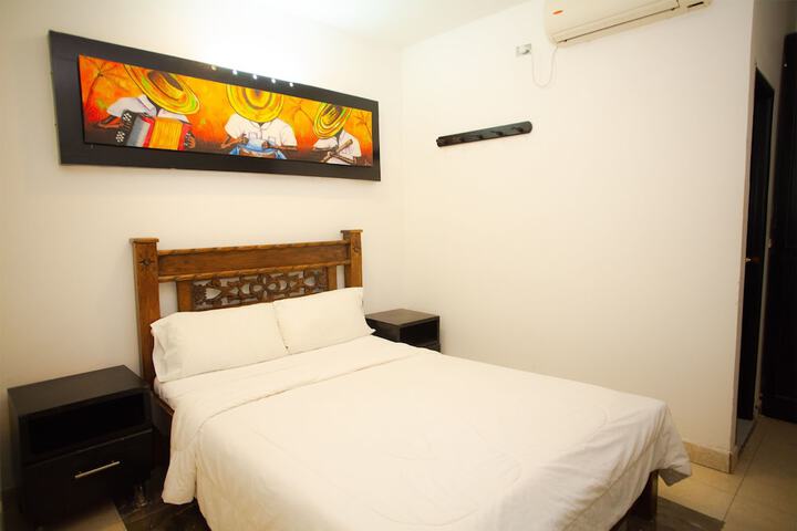 Room 22 of 40