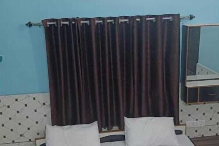 Room 20 of 43