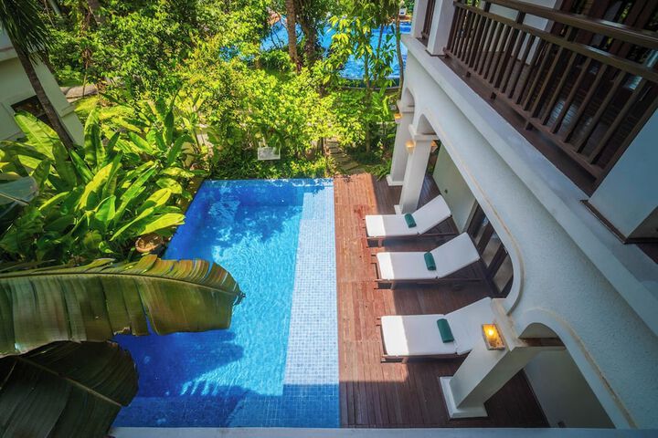 Pool 119 of 209