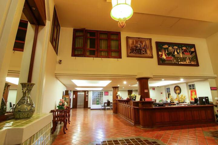Hotel Interior 6 of 46