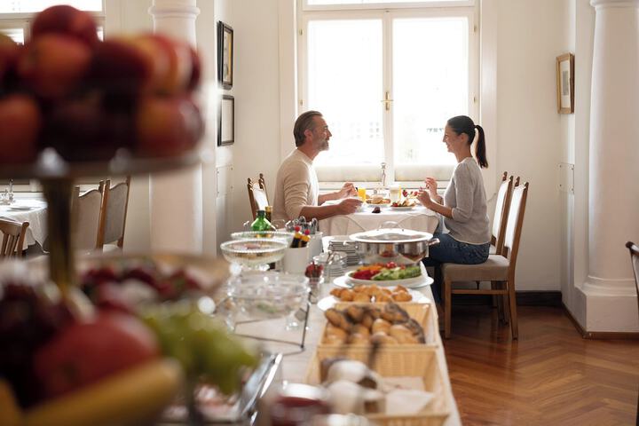 Dining 44 of 62