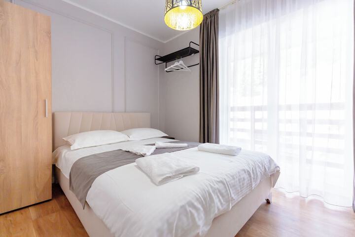 Room 18 of 29