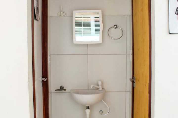 Room 42 of 54