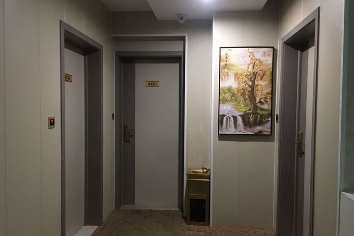 Hotel Interior 7 of 15