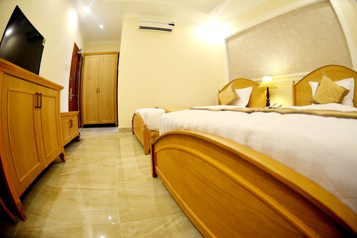 Room 22 of 40