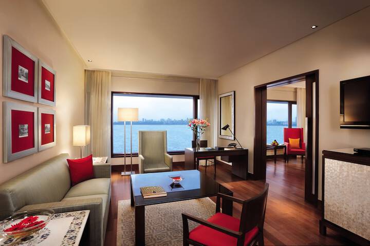 Room 90 of 150