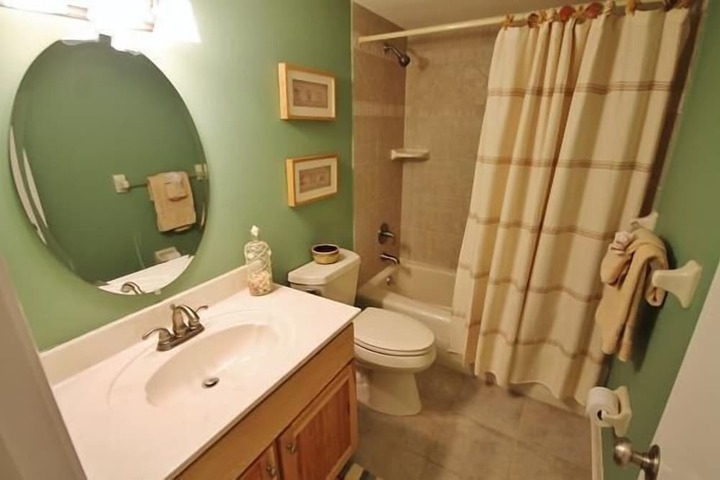 Room 180 of 264