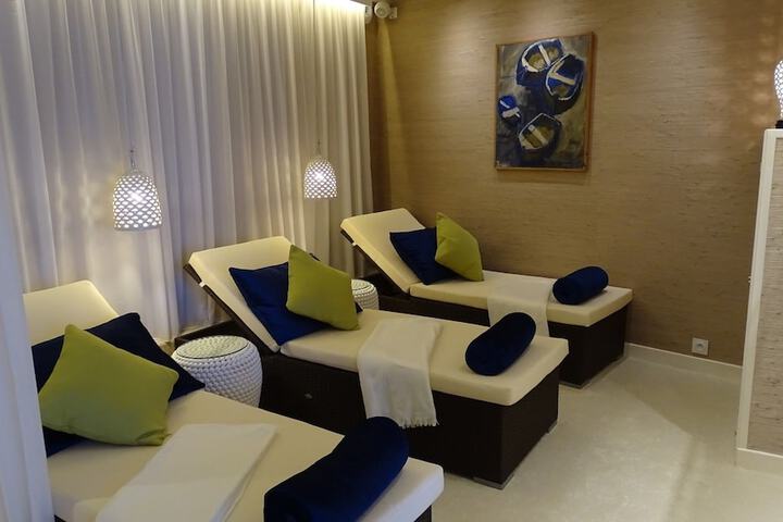 Room 31 of 38