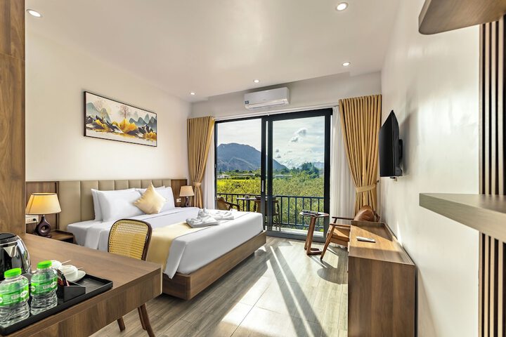Room 20 of 99