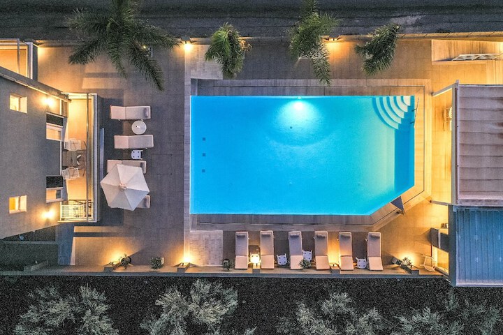 Pool 70 of 116