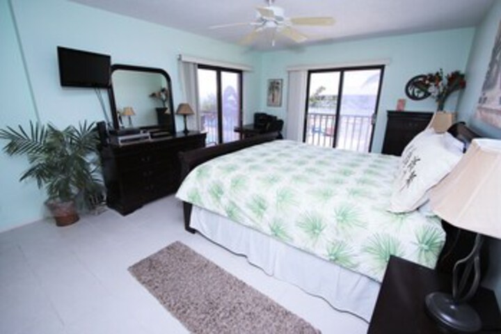 Room 26 of 29