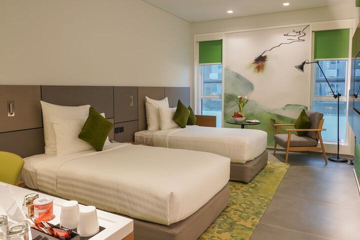 Room 13 of 45