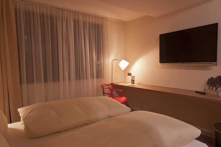 Room 12 of 49