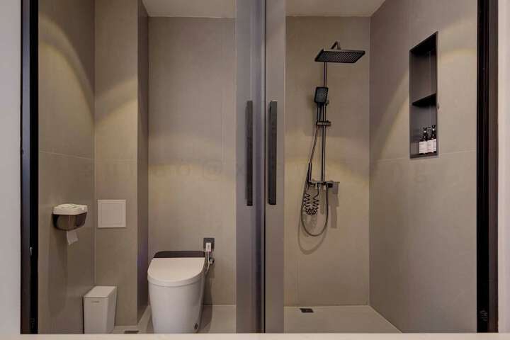 Room 19 of 61