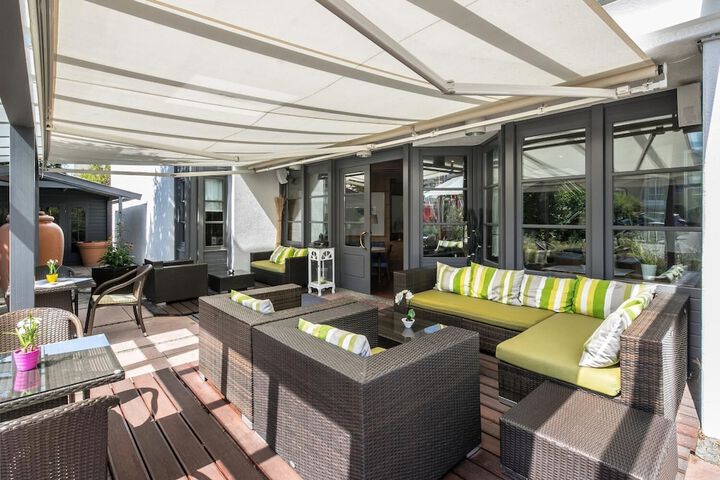 Terrace/Patio 14 of 33