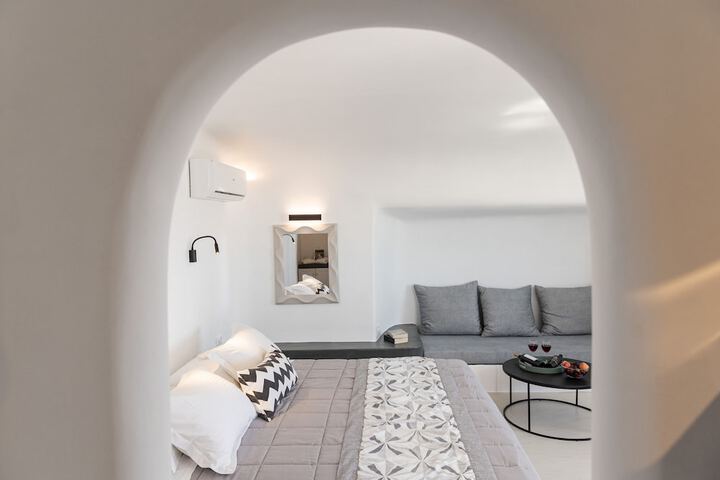 Room 3 of 48