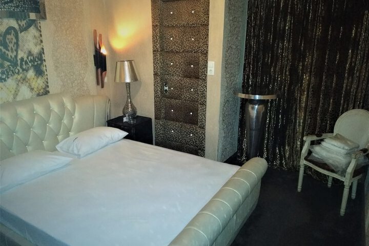 Room 92 of 139