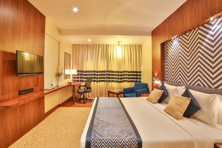 Room 17 of 120
