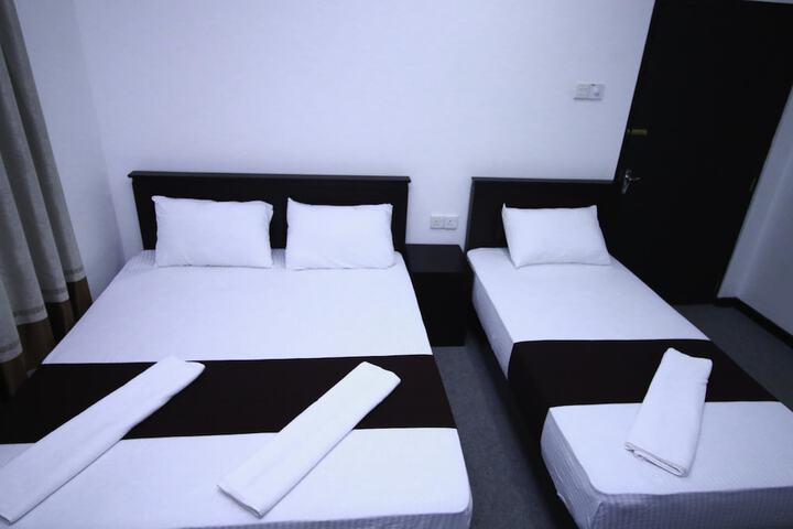 Room 14 of 34