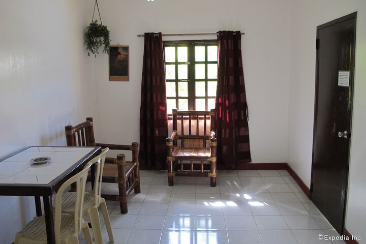 Room 26 of 65
