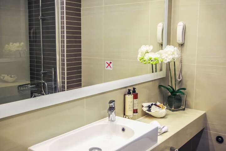 Room 65 of 125