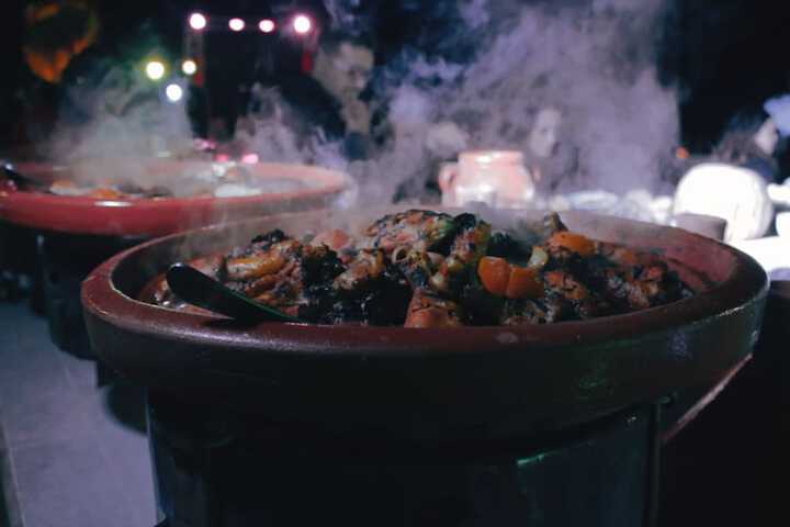 Dining 15 of 34