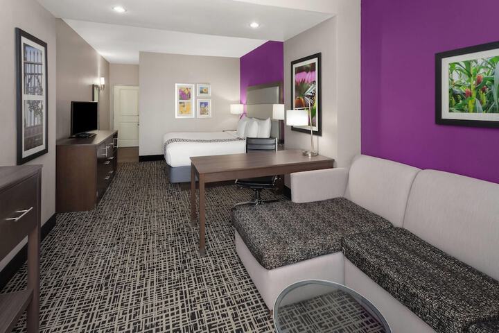 Room 17 of 54