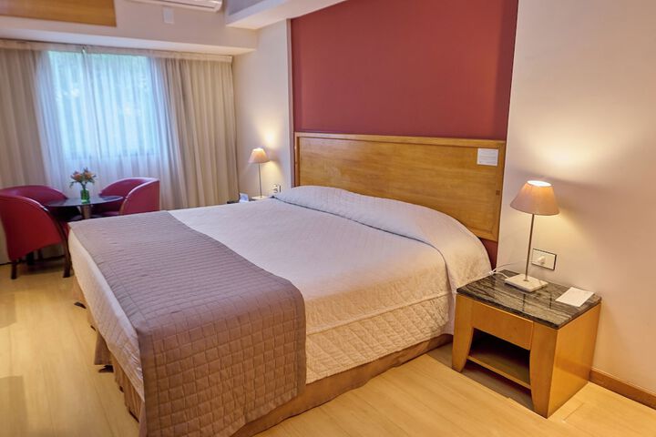 Room 49 of 144