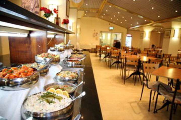 Dining 8 of 46