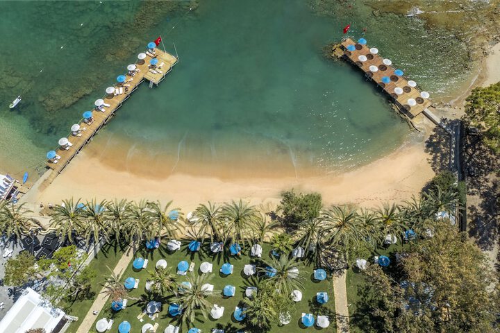 Beach 104 of 141