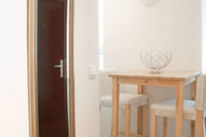 Room 53 of 81
