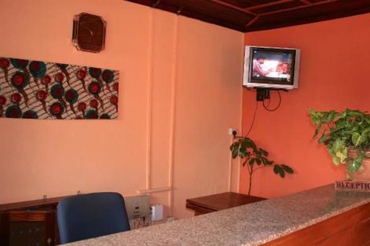 ACACIA HOTEL