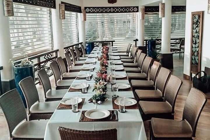 Dining 23 of 48
