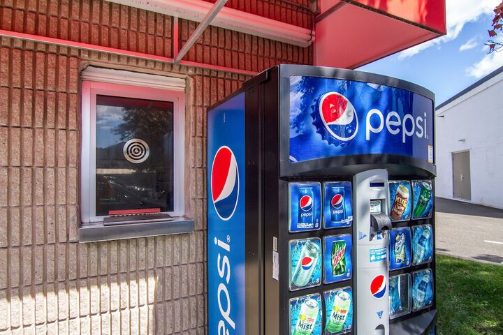 Vending machine