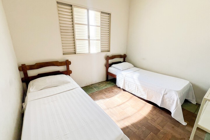 Room 3 of 22