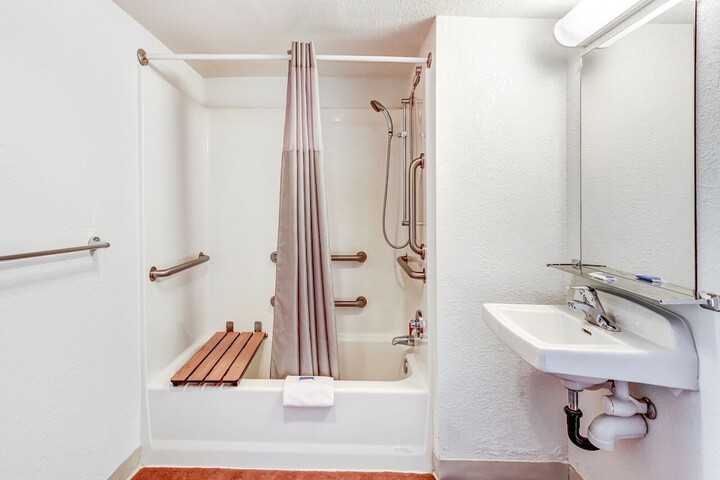 Clean Restrooms