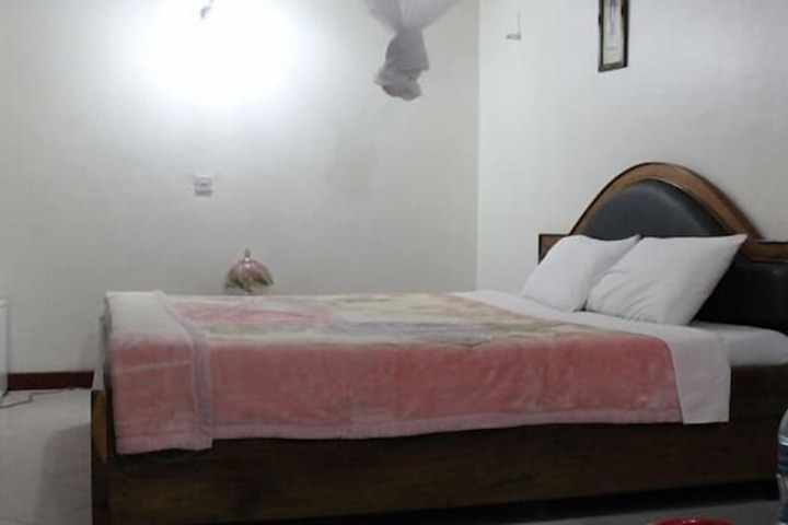 Room 5 of 54
