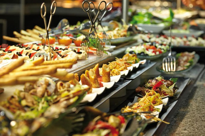Dining 52 of 67