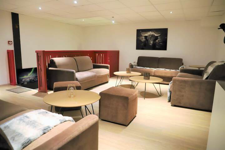 Hotel Interior 12 of 62