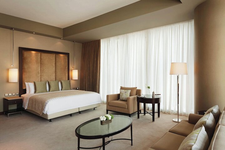 Room 27 of 218